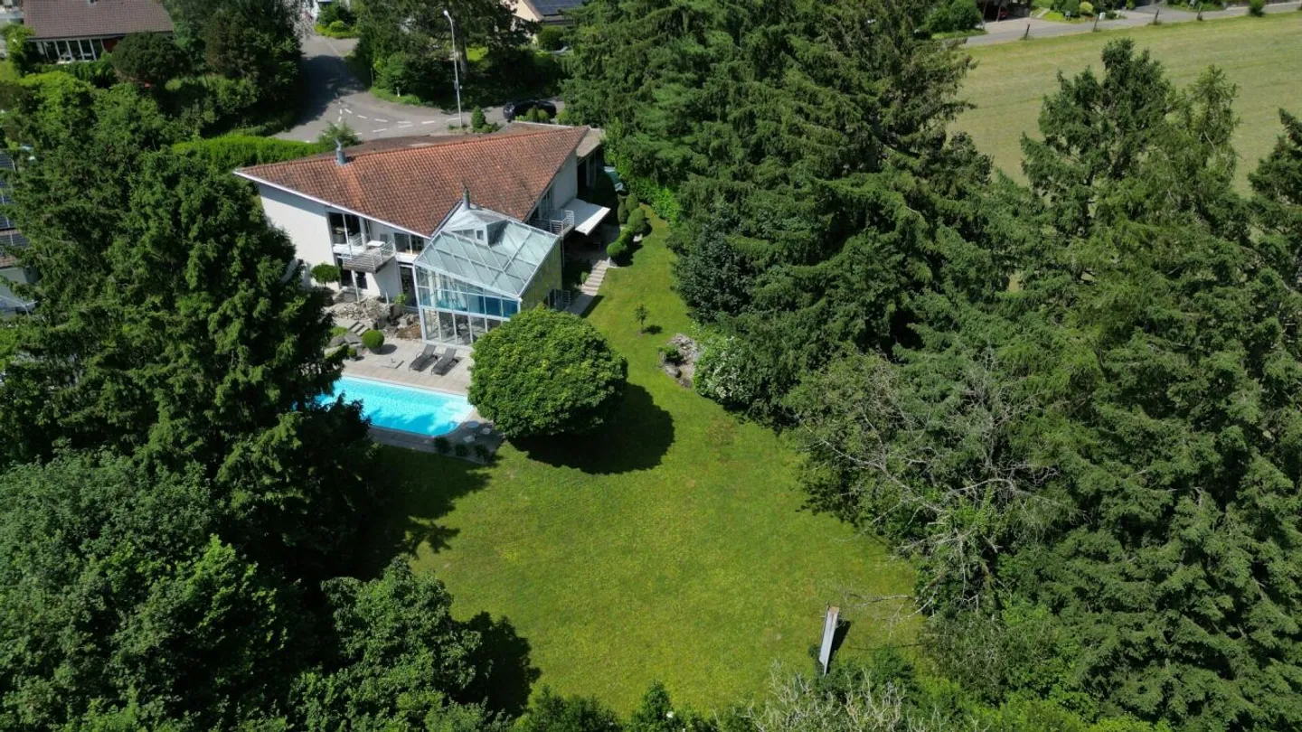 Repräsentative Villa in bester Lage im Raum Solothurn - Photo 7 of 7