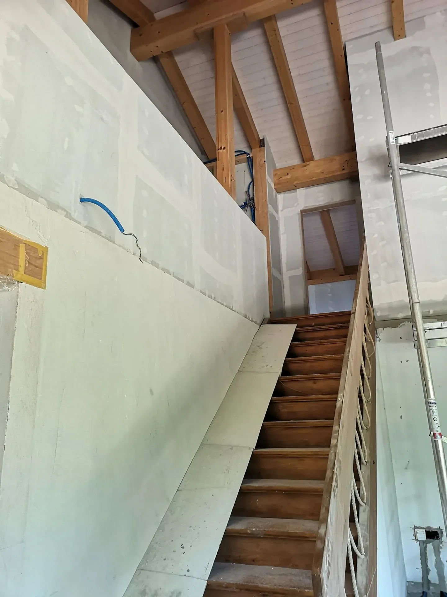 House with 4.5 rooms + gallery on the edge of Saignelégier, sold completely renovated - Photo 26 of 40