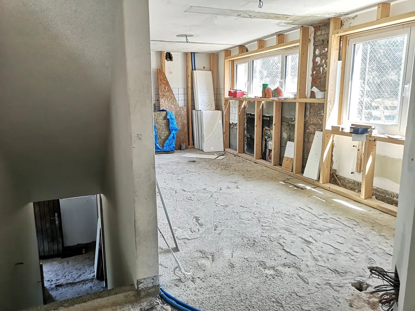 House with 4.5 rooms + gallery on the edge of Saignelégier, sold completely renovated - Photo 17 of 40