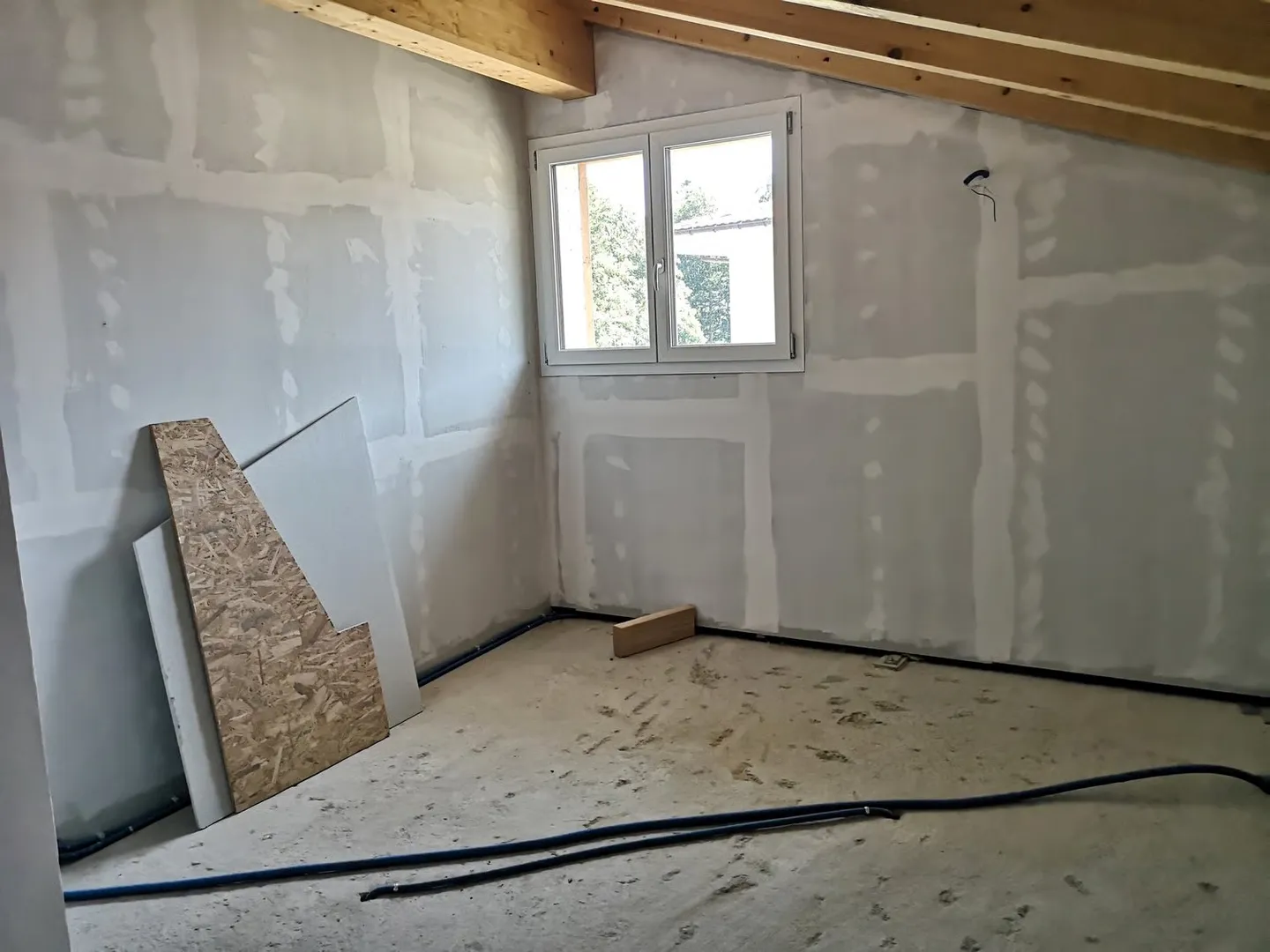 House with 4.5 rooms + gallery on the edge of Saignelégier, sold completely renovated - Photo 30 of 40
