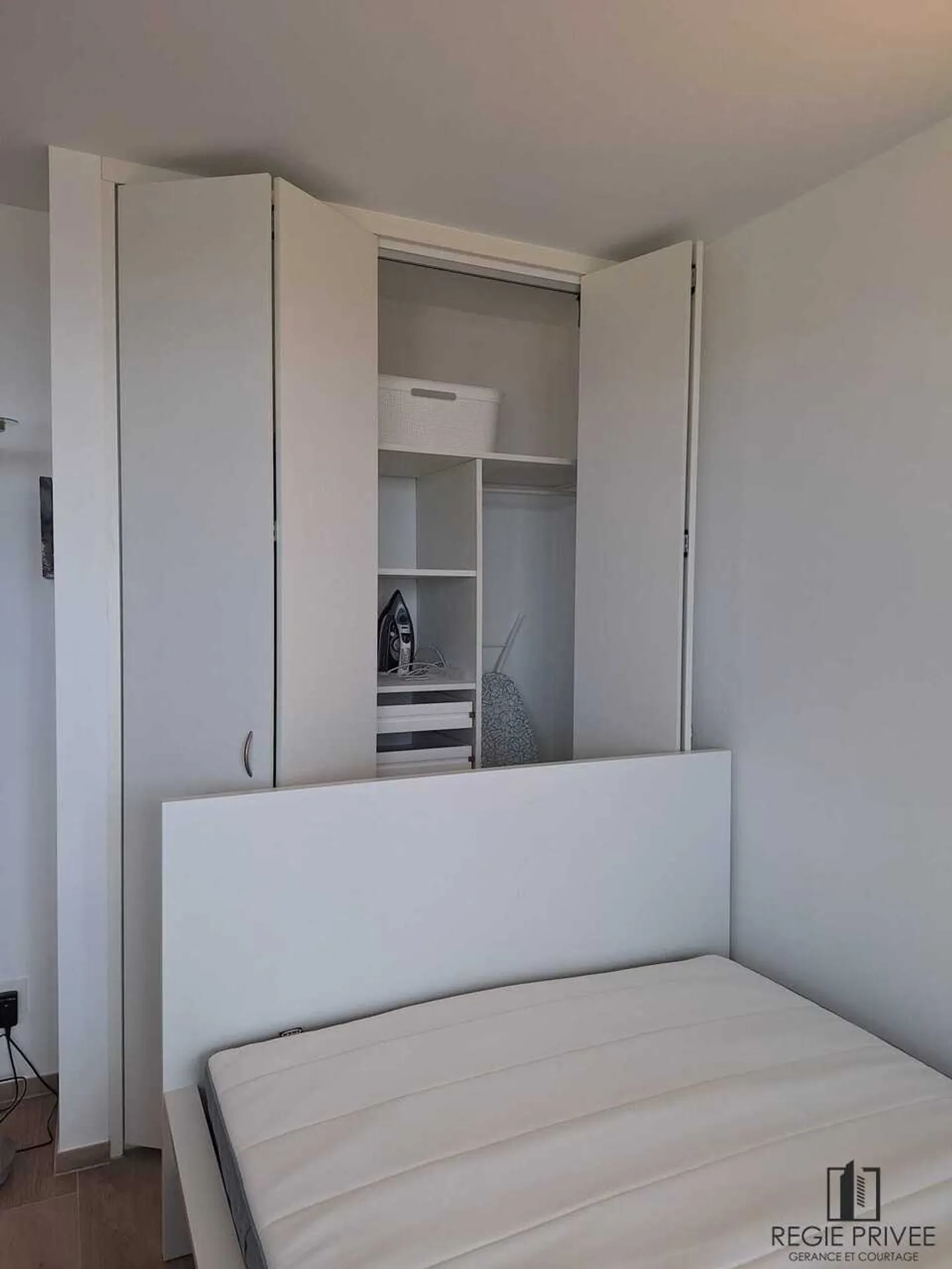 Studio arredato e attrezzato a Losanna - Foto 4 di 10