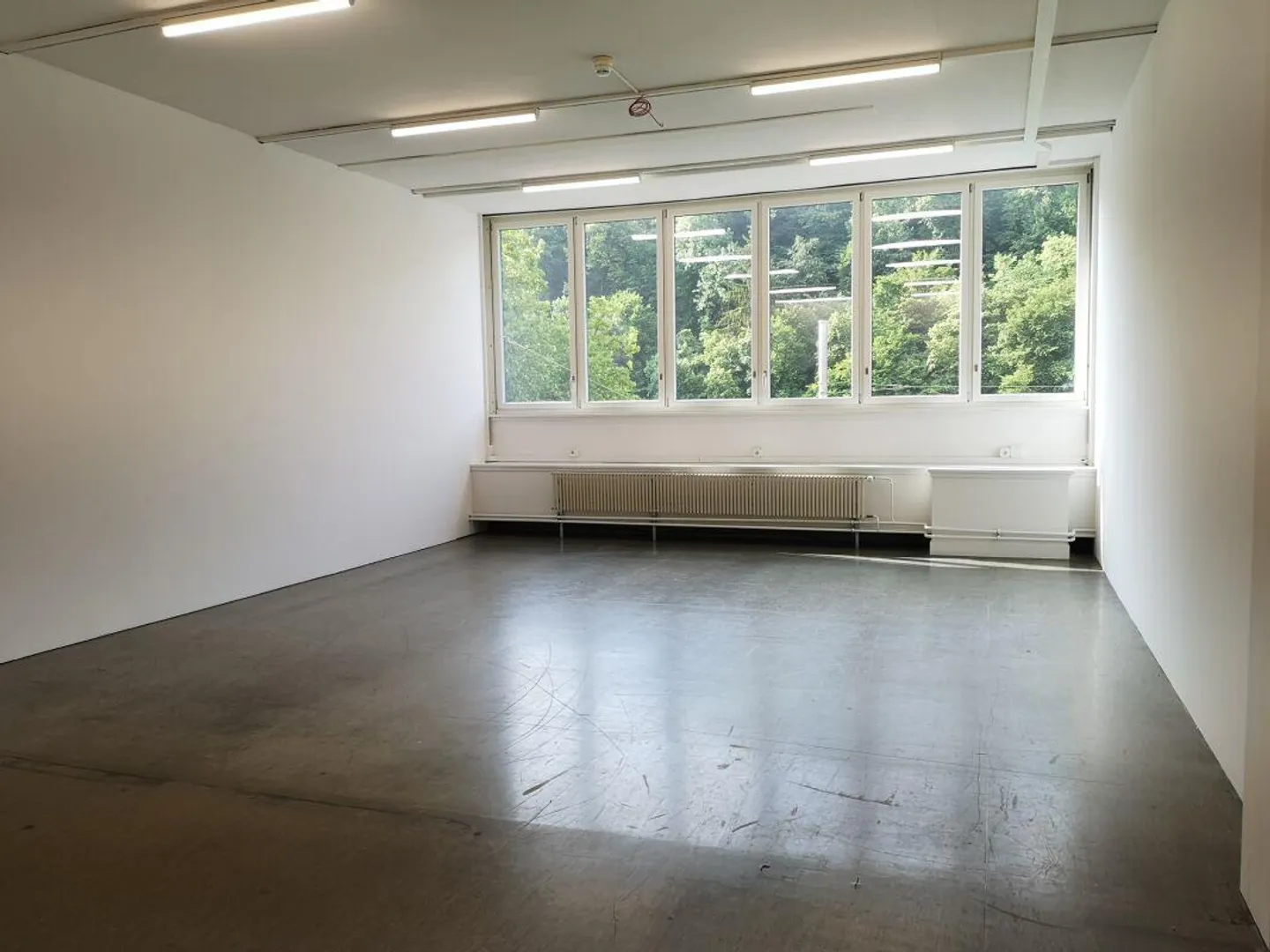 Atelier, espaces de bureau dans un emplacement central avec vue sur le Rhin - Photo 3 sur 8