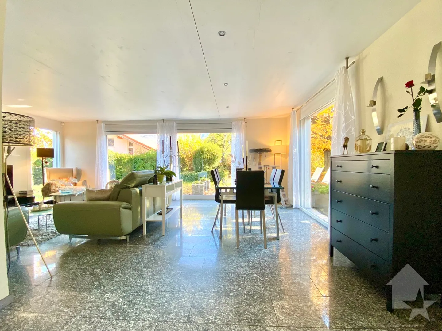 Magnifica villa moderna di 6,5 stanze! - Foto 5 di 35