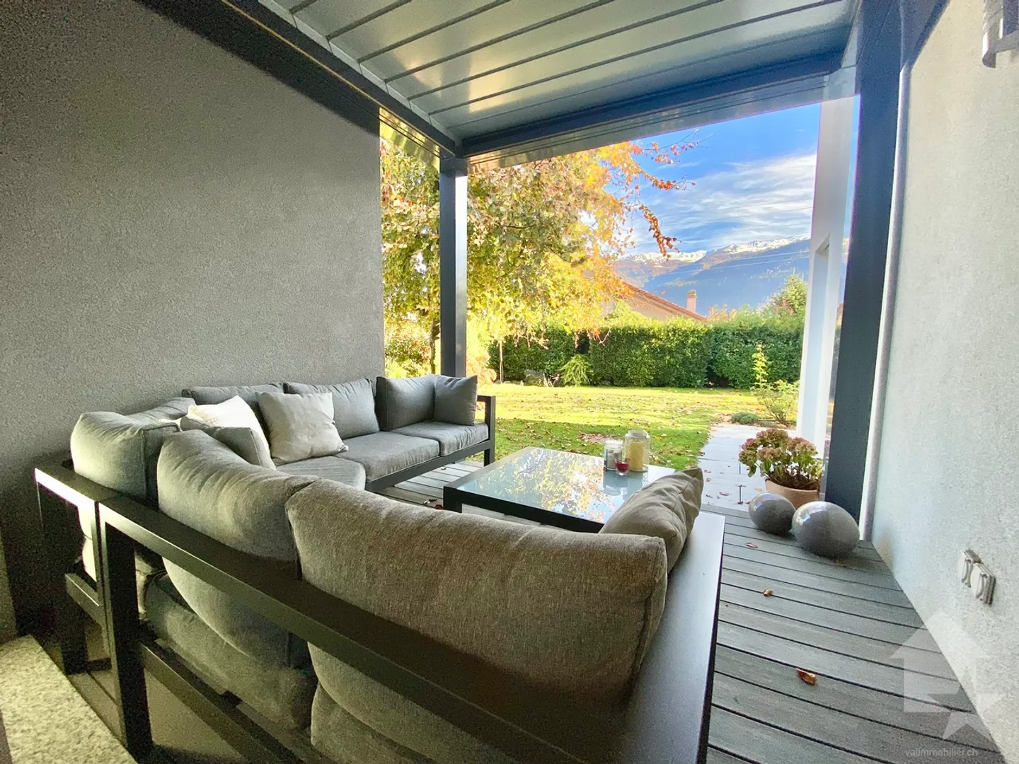 Magnifica villa moderna di 6,5 stanze! - Foto 12 di 35