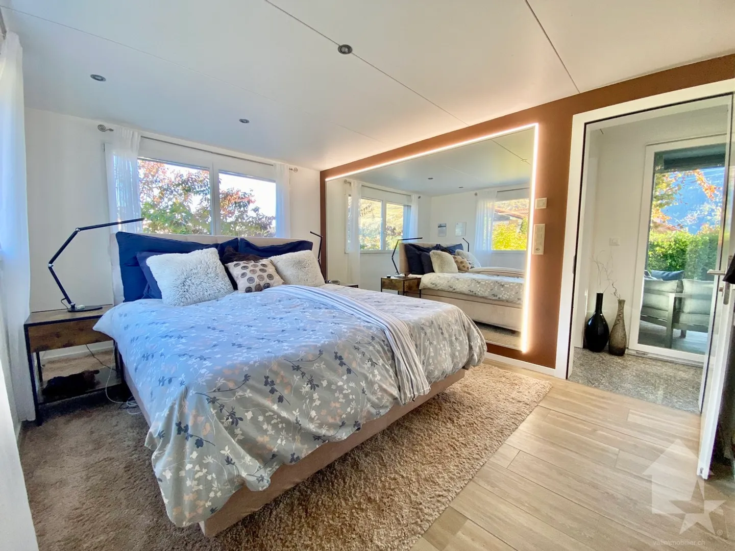 Magnifica villa moderna di 6,5 stanze! - Foto 13 di 35