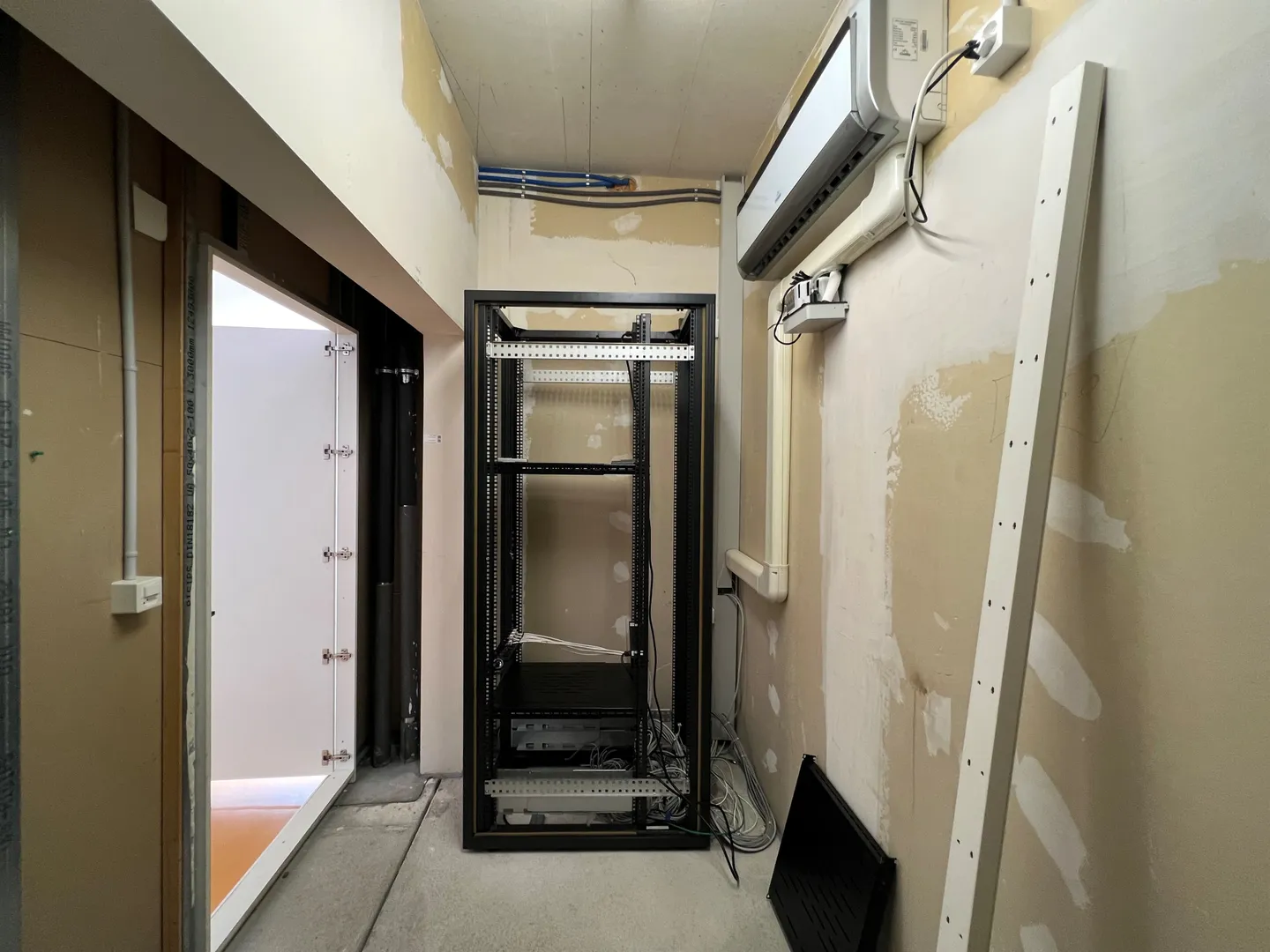 Bureau à louer - Photo 2 sur 5