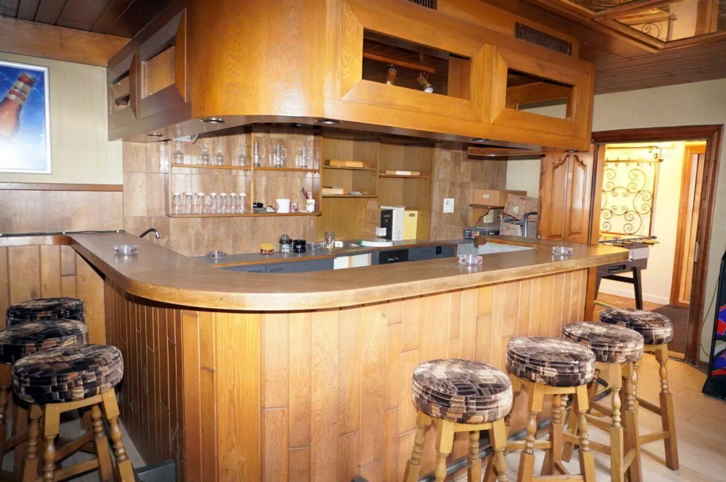 Wohnhaus mit 4 Wohneinheiten und Restaurant - Foto 17 von 22
