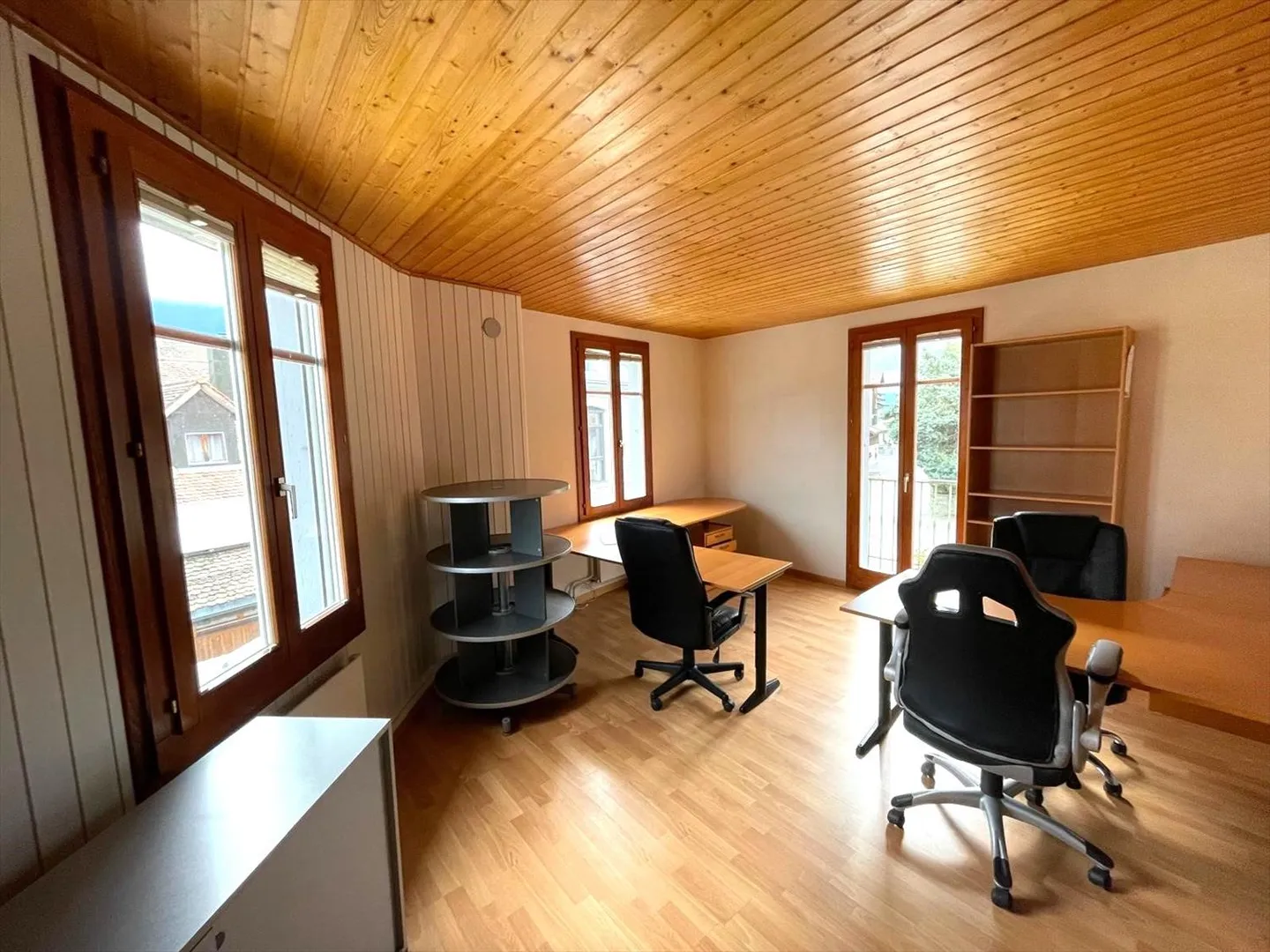 NOVILLE | 5.5 ROOM HOUSE - Photo 3 of 5