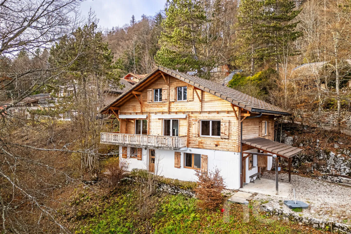 Chalet d?exception à St-Cergue, vue panoramique lac et montagnes - Photo 1 sur 9