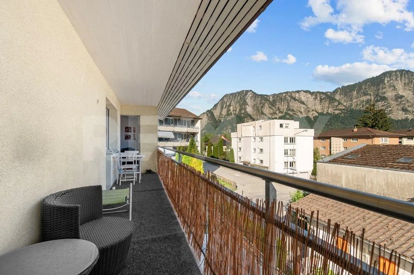 Living comfort with a view - 4 ½ room penthouse apartment in a well-kept three... - Photo 13 of 13
