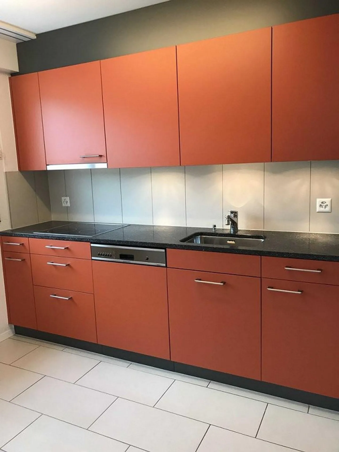 Belle appartement de 2,5 pièces à louer à Unterengstringen - Photo 2 sur 6