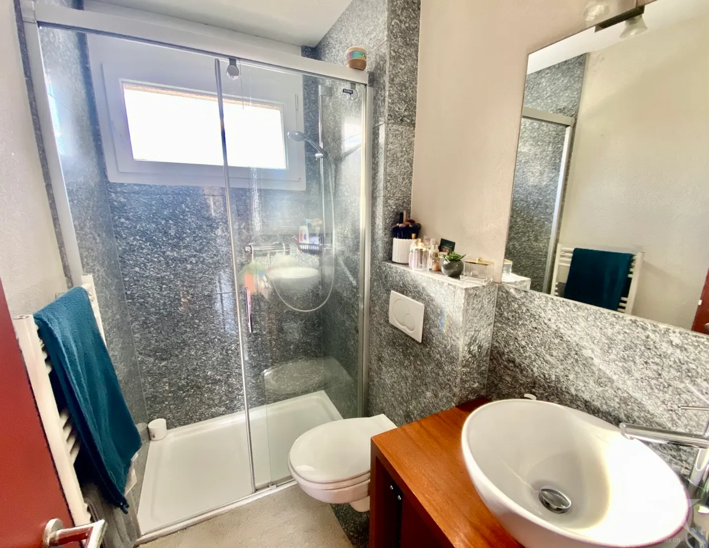 Magnifica villa moderna di 6,5 stanze! - Foto 26 di 35