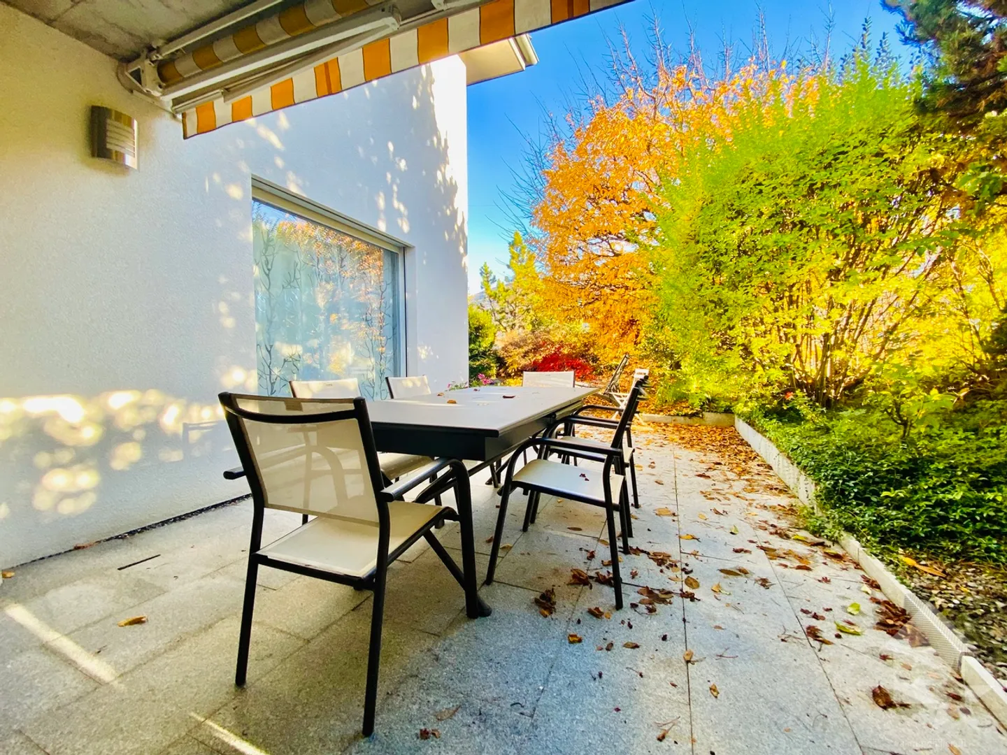 Magnifica villa moderna di 6,5 stanze! - Foto 28 di 35