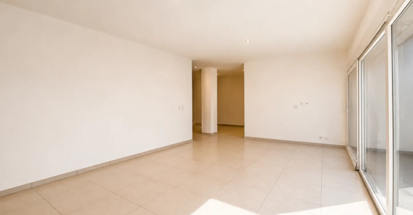 Geräumige und helle 5,5-Zimmer-Wohnung mit Terrasse - Foto 5 von 13