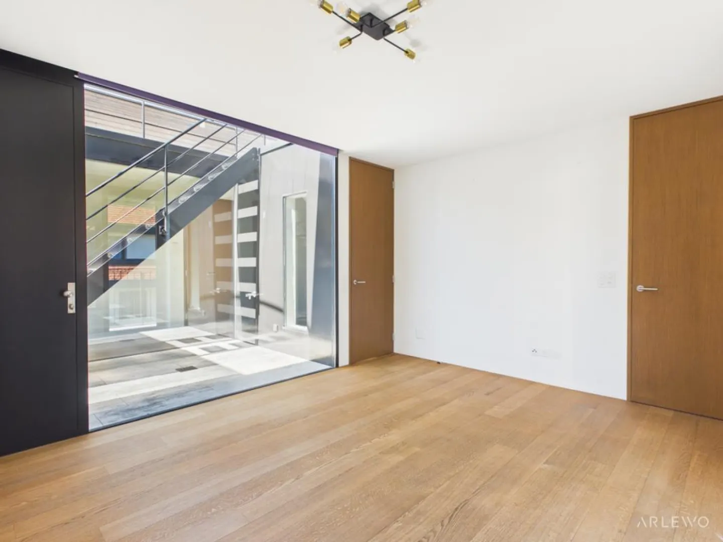 Stilvolles Penthouse mit Terrasse - Foto 10 von 12