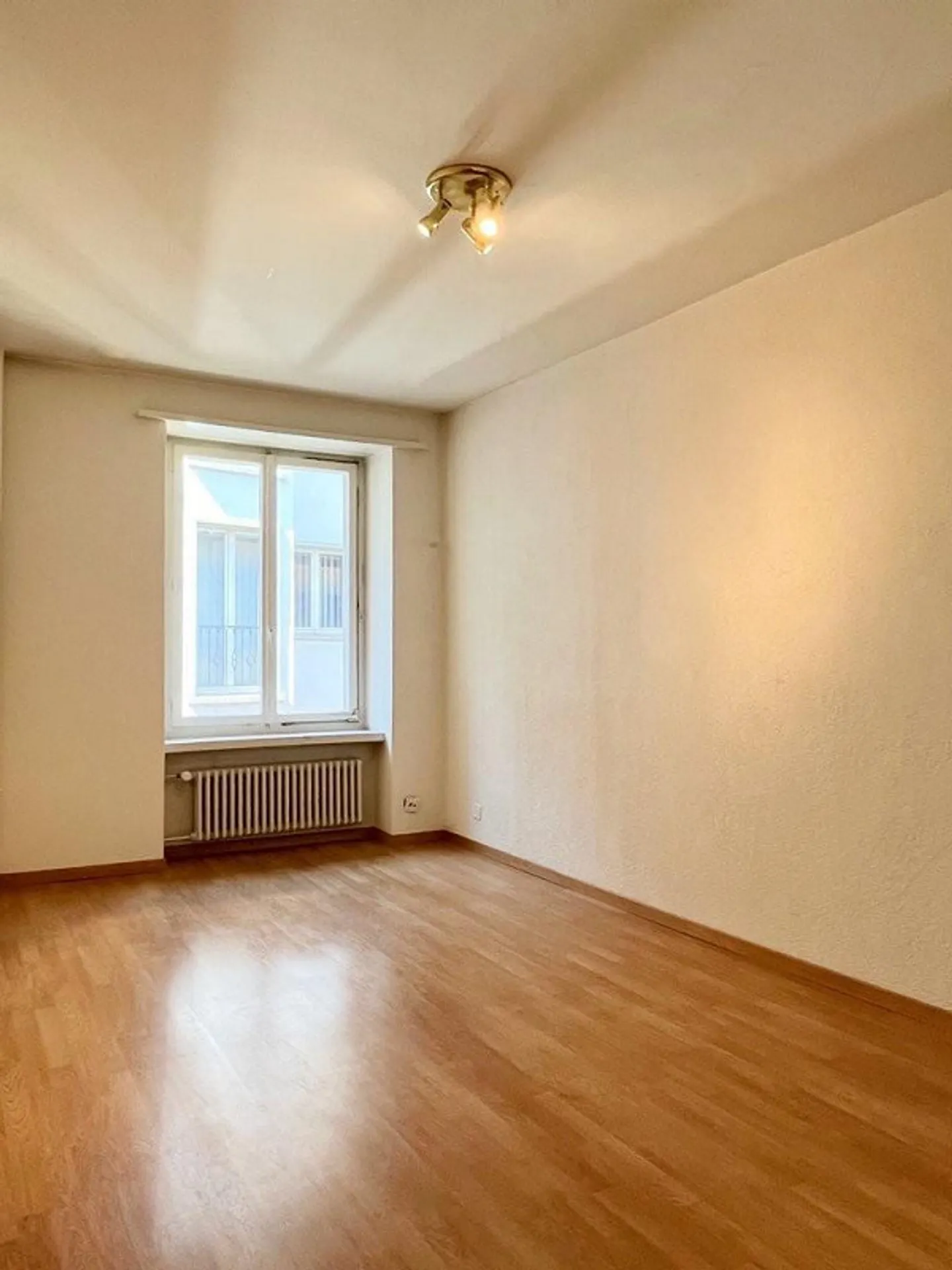 Appartement 2 pièces dans le Niederdorf - Zurich District 1 - Photo 3 sur 5