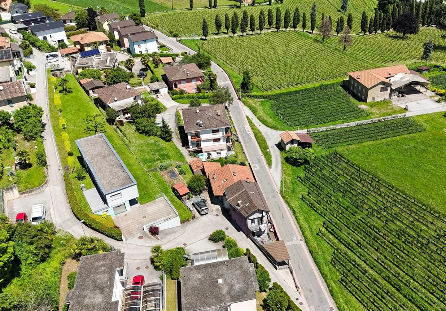Élégante maison tessinoise, rénovée dans la nature - Photo 14 sur 27