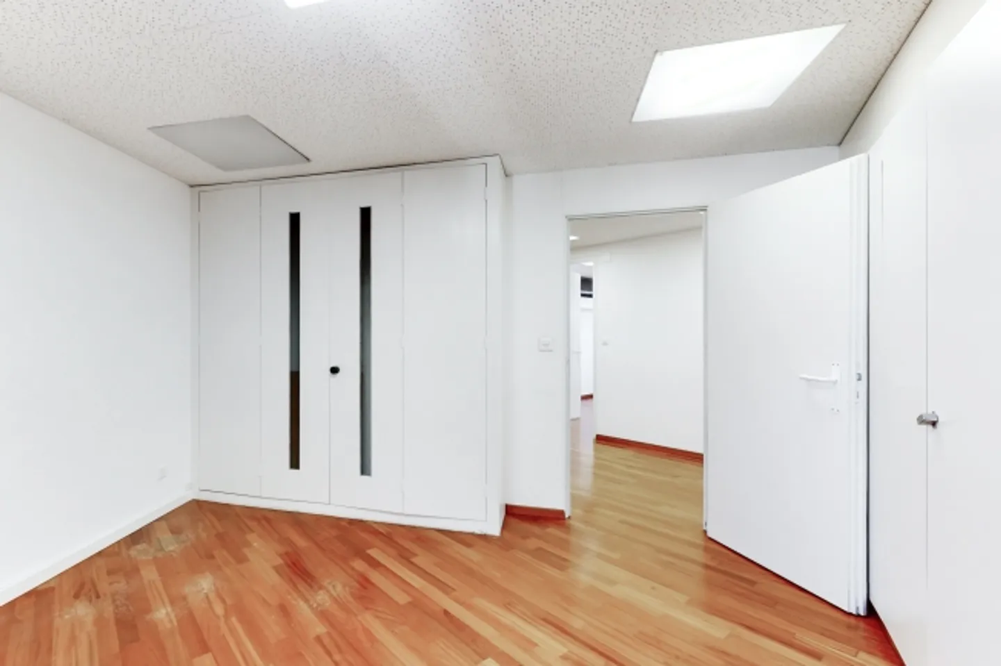 «Positionnez votre succès en centre ville de Fribourg» - Photo 2 sur 11