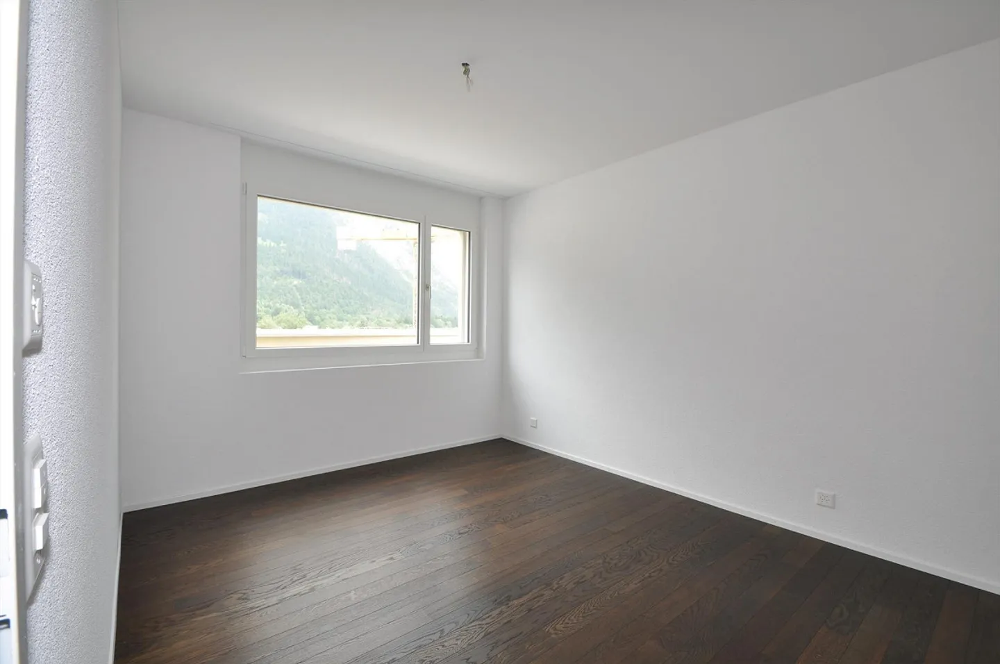 Attractive 3.5-room penthouse apartment for rent - Photo 7 of 10