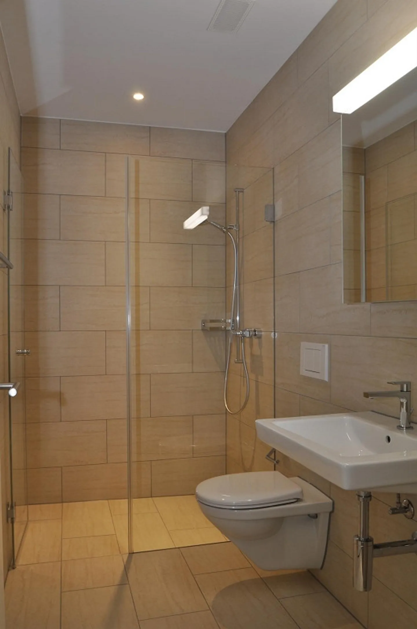 Attractive 3.5-room penthouse apartment for rent - Photo 10 of 10