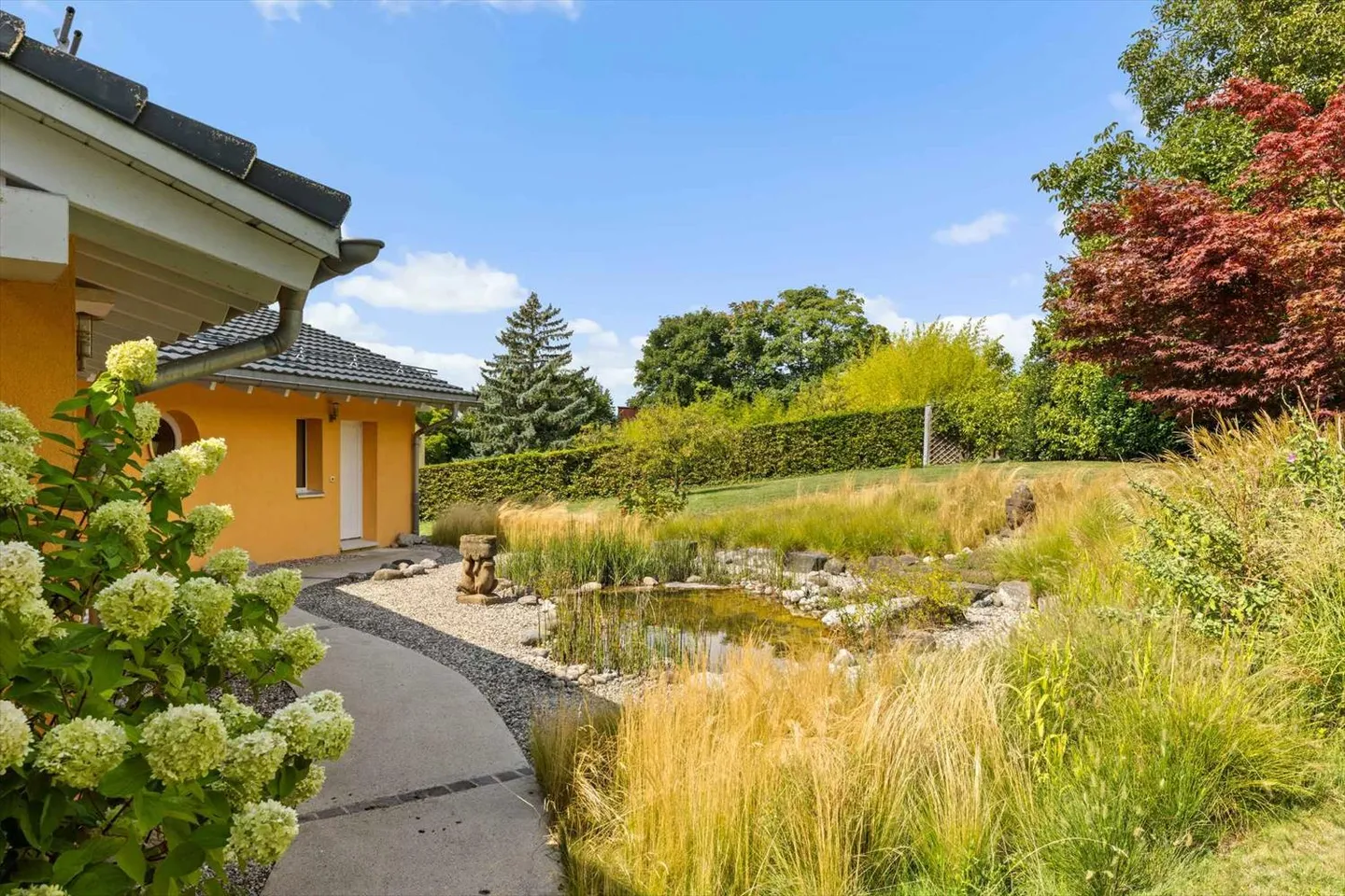 Villa idealmente situata in prima linea sul lago - Foto 12 di 13