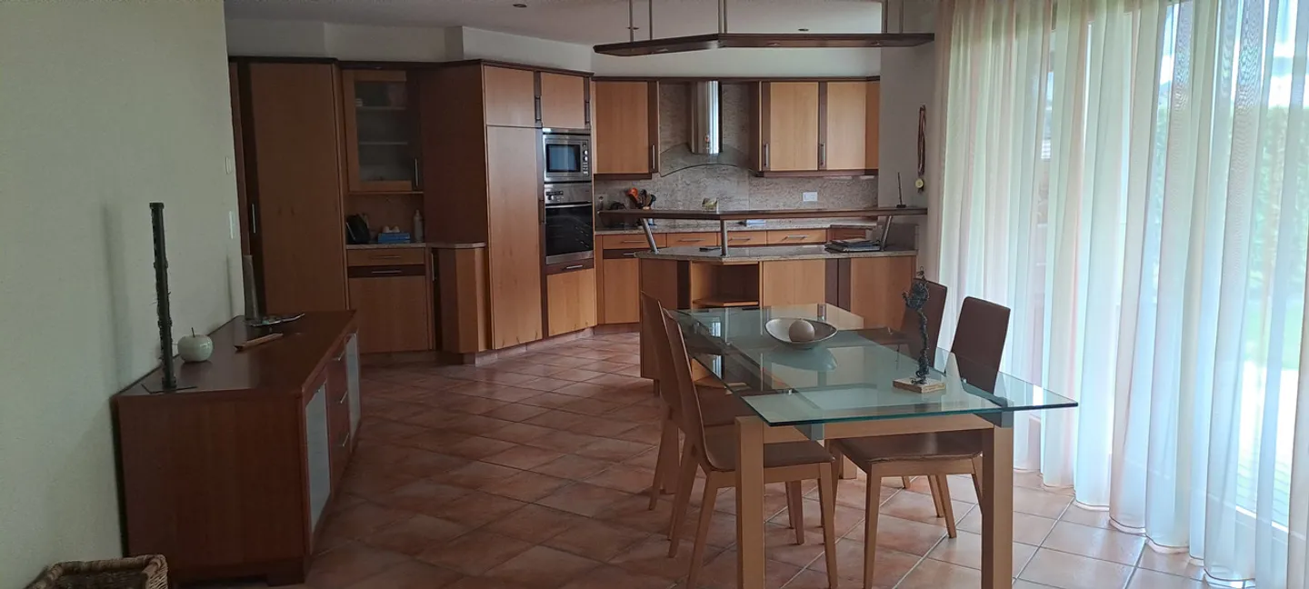 Great apartment with 4.5 rooms - Photo 4 of 16