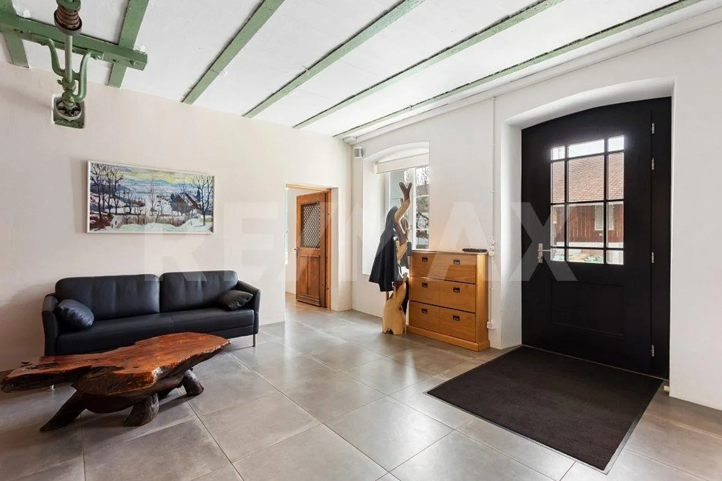 Maison individuelle unique de 6,5 pièces, indépendante, dans un emplacement résidentiel central - Photo 2 sur 13