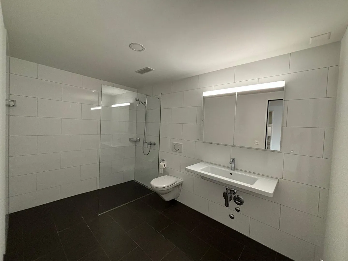 Appartamento moderno di 3,5 stanze vicino a Westside - Foto 10 di 12