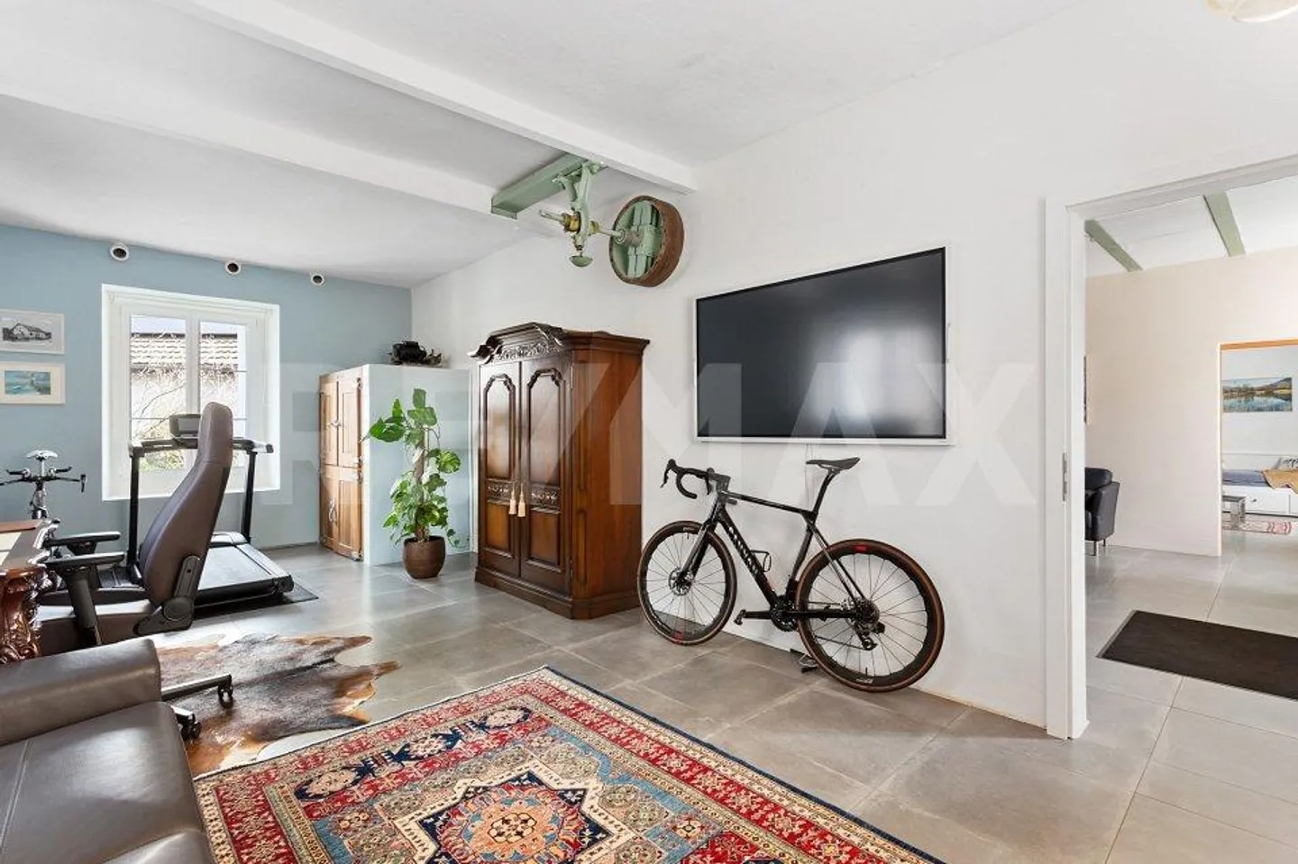 Maison individuelle unique de 6,5 pièces, indépendante, dans un emplacement résidentiel central - Photo 4 sur 13