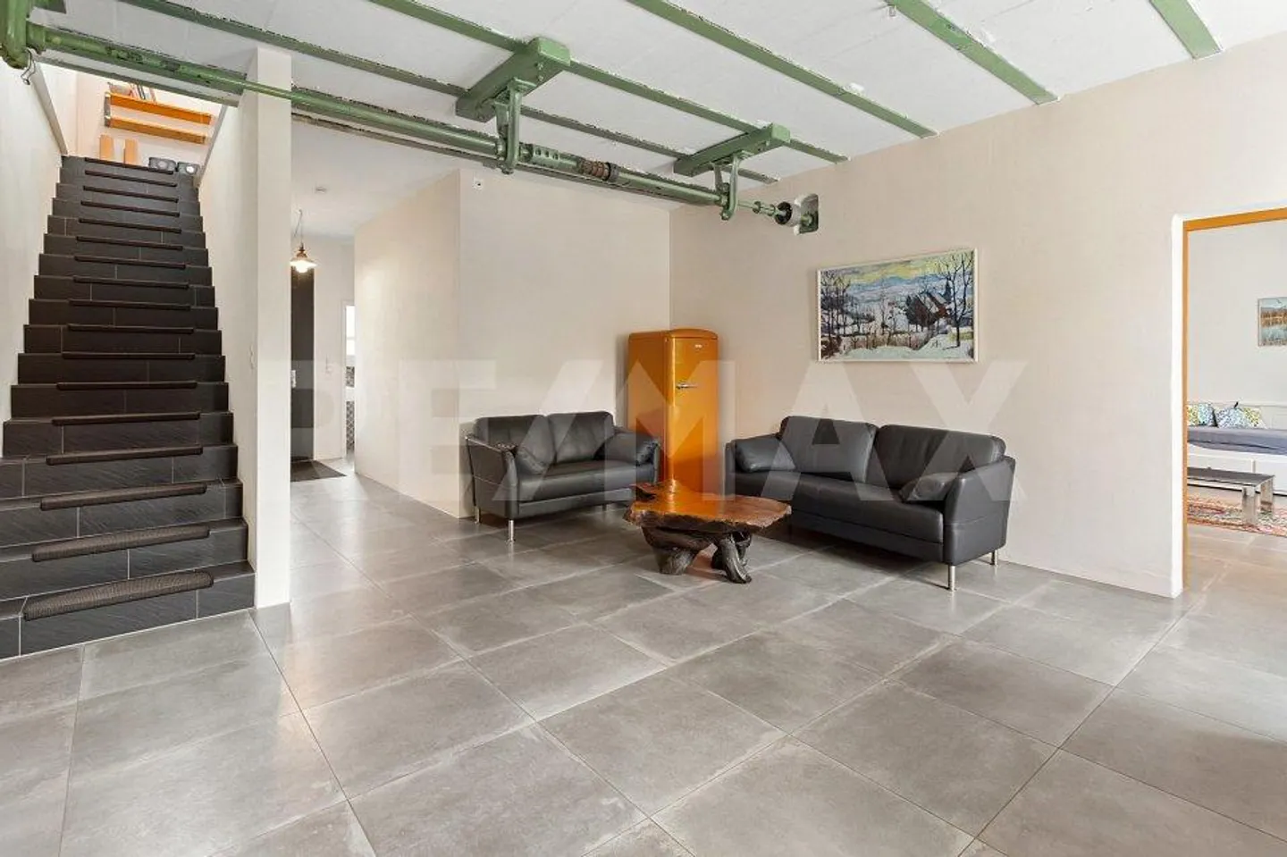 Maison individuelle unique de 6,5 pièces, indépendante, dans un emplacement résidentiel central - Photo 5 sur 13