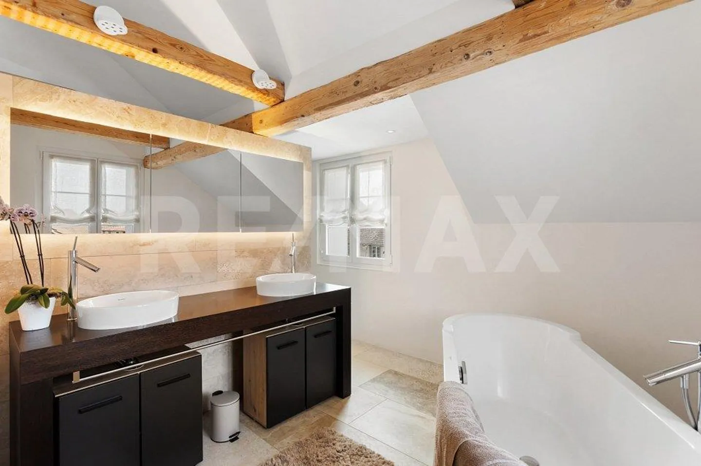 Maison individuelle unique de 6,5 pièces, indépendante, dans un emplacement résidentiel central - Photo 10 sur 13