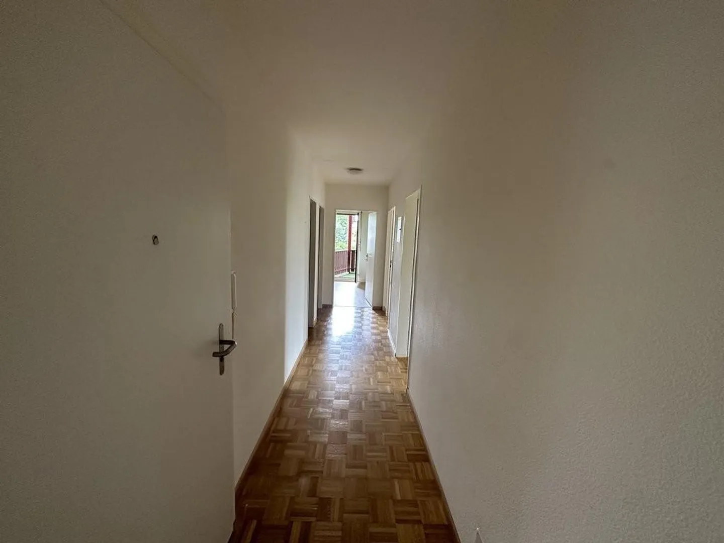Appartamento familiare di 4 stanze con area giardino - Foto 10 di 10