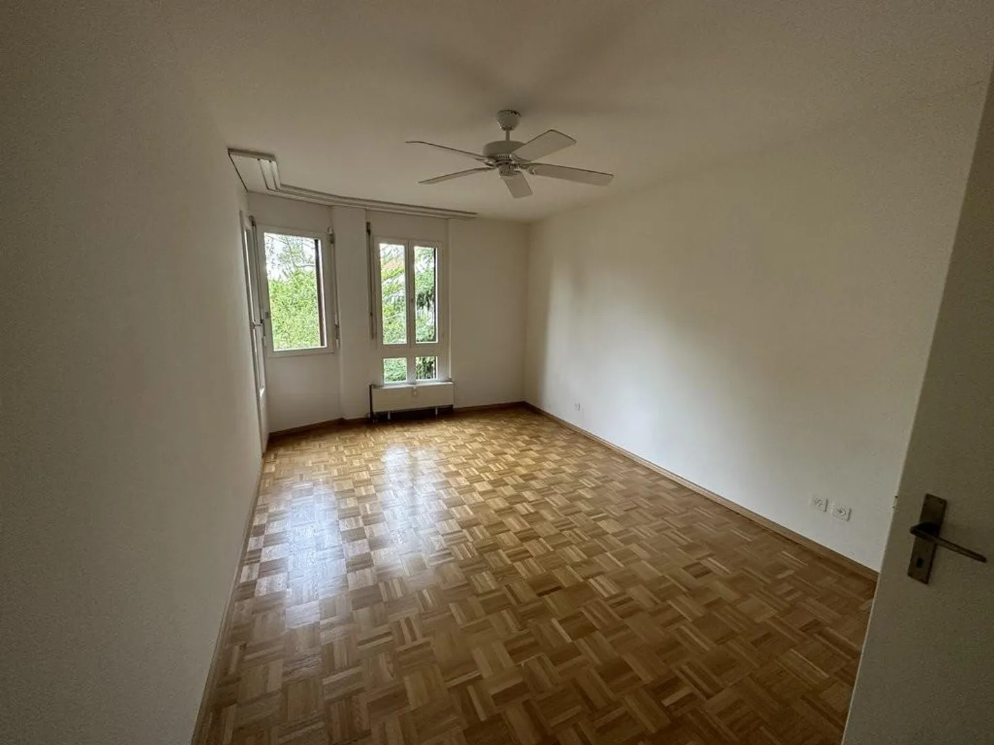 Appartamento familiare di 4 stanze con area giardino - Foto 5 di 10