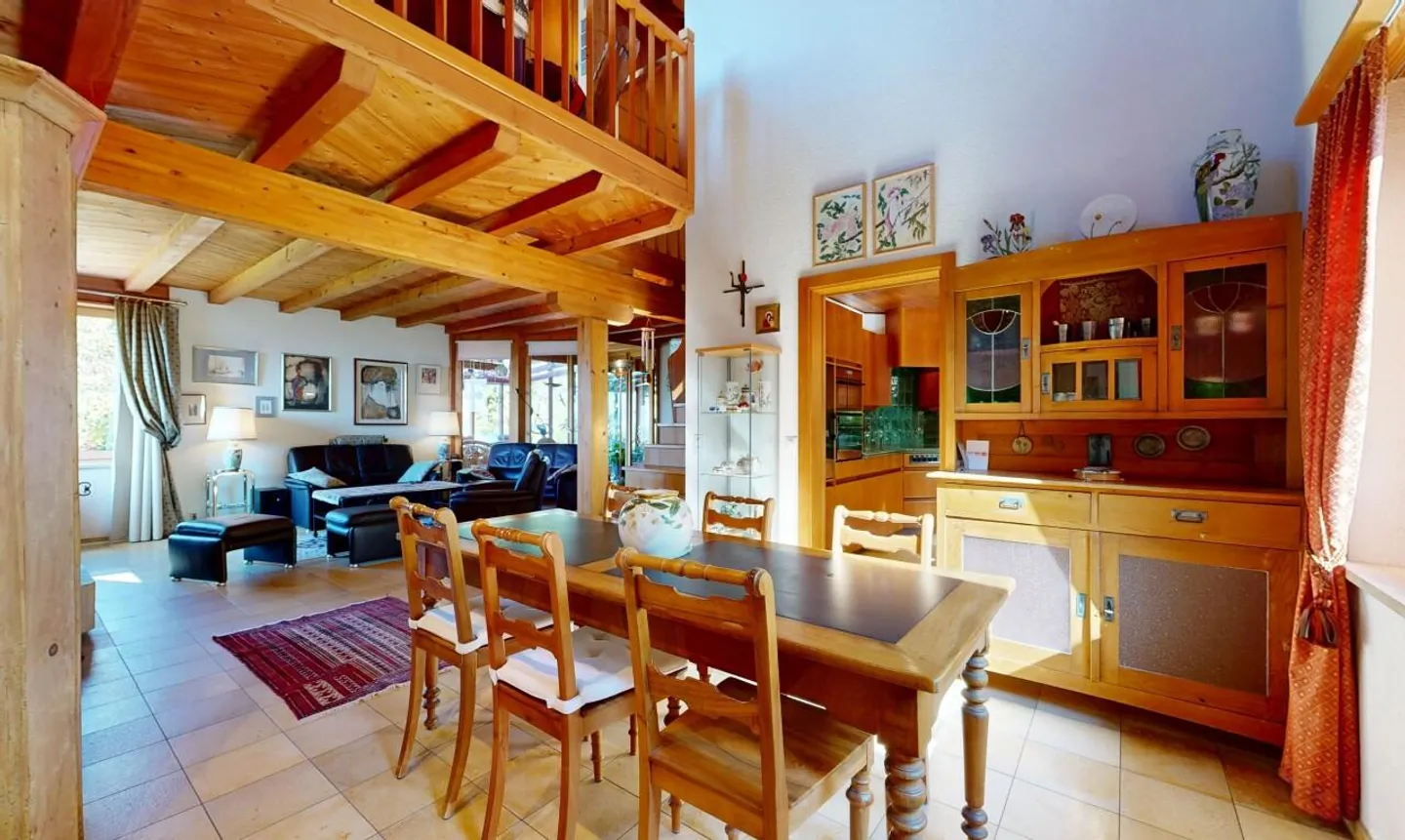 Casa ai margini della foresta, vista lago e Alpi - Foto 8 di 11