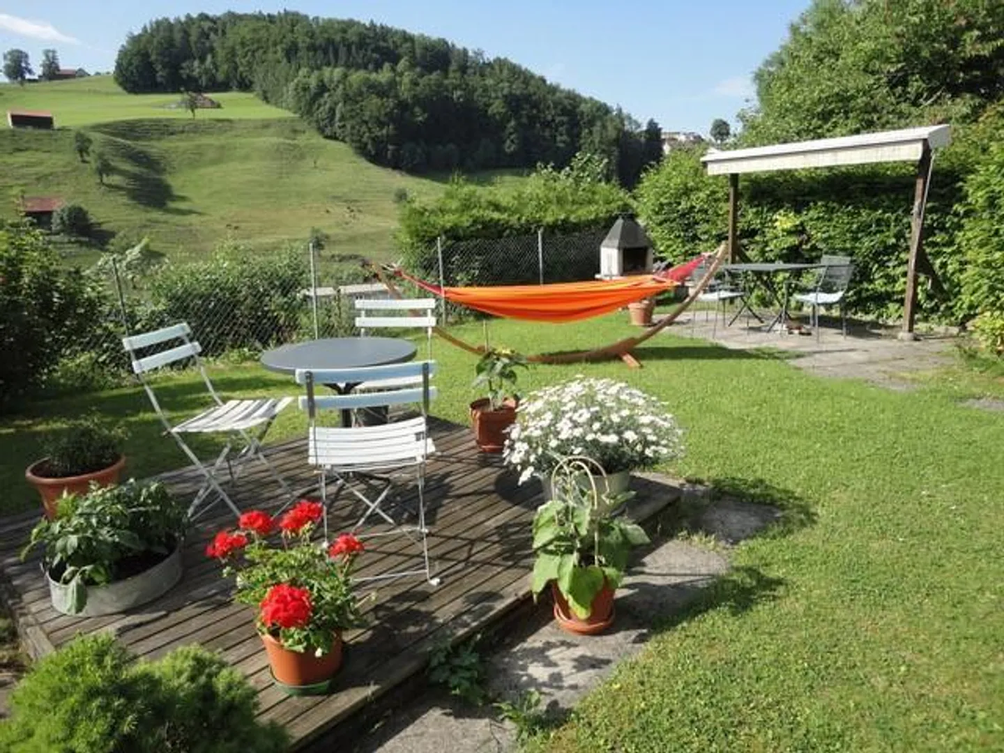 Appenzeller House / Terraced House in Preferred Location Including 1 Parking Space - Photo 2 of 15