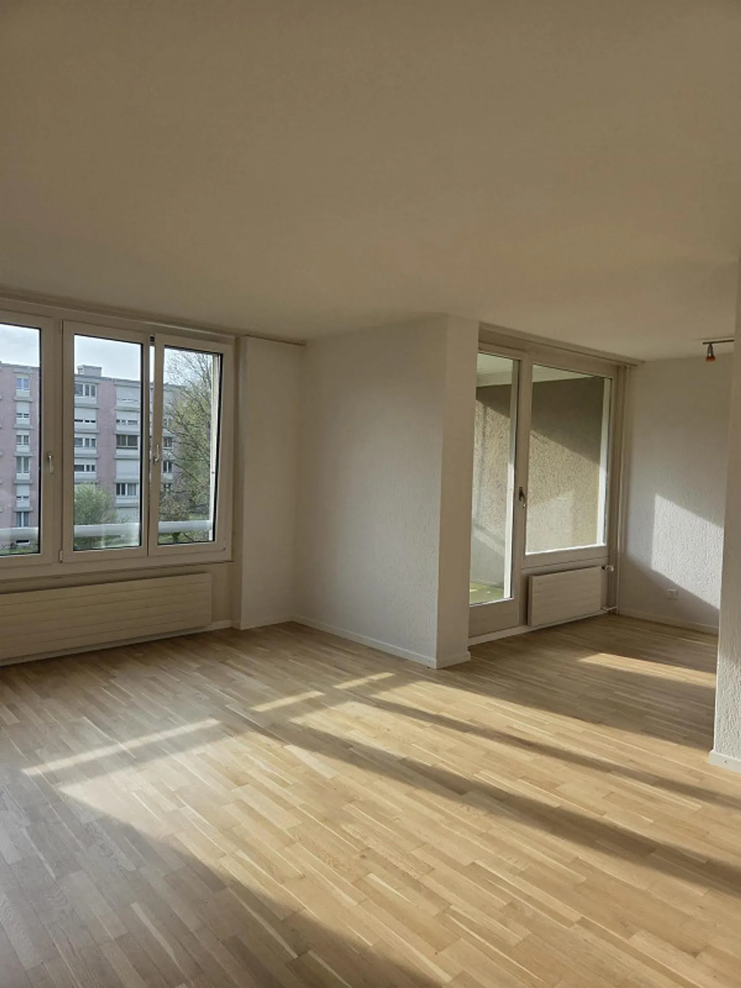 Une maison à rester - Appartement lumineux de 3,5 pièces avec balcon près du Wohlensee - Photo 7 sur 17