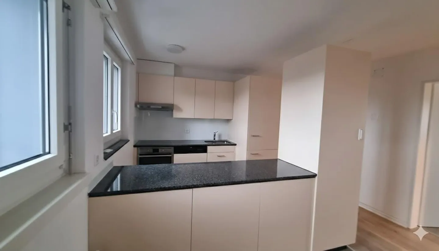 Appartamento luminoso di 4,5 stanze con 85 m² in Hafnerweg 6 a Brugg - Foto 4 di 12