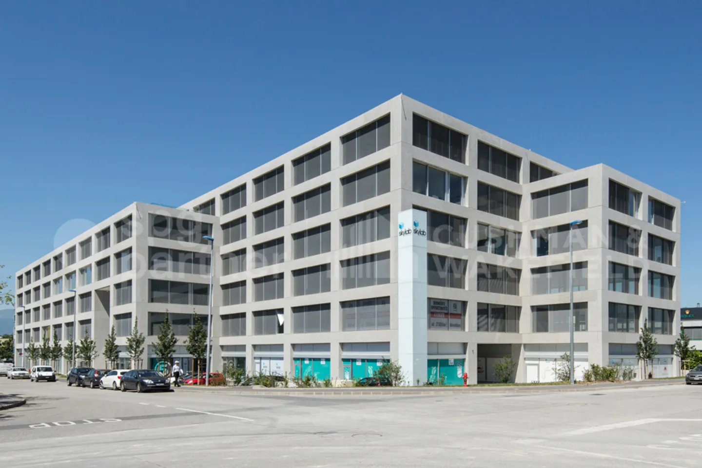 SKYLAB - Superfici high-tech in un edificio contemporaneo certificato BREEAM - Foto 1 di 4