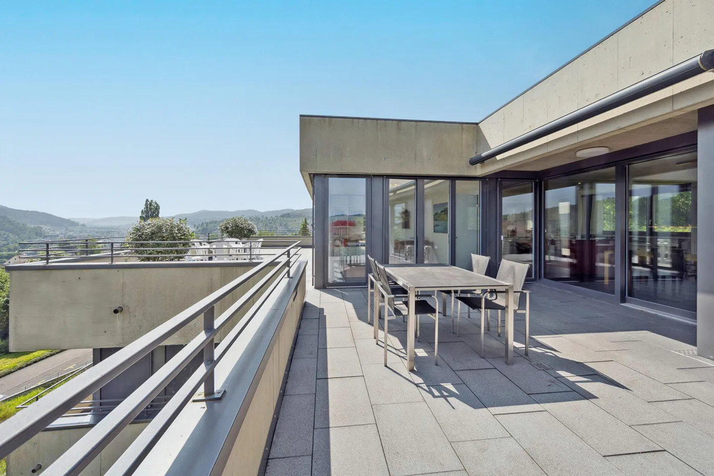 Sopra i tetti: Attico con vista - Foto 1 di 16