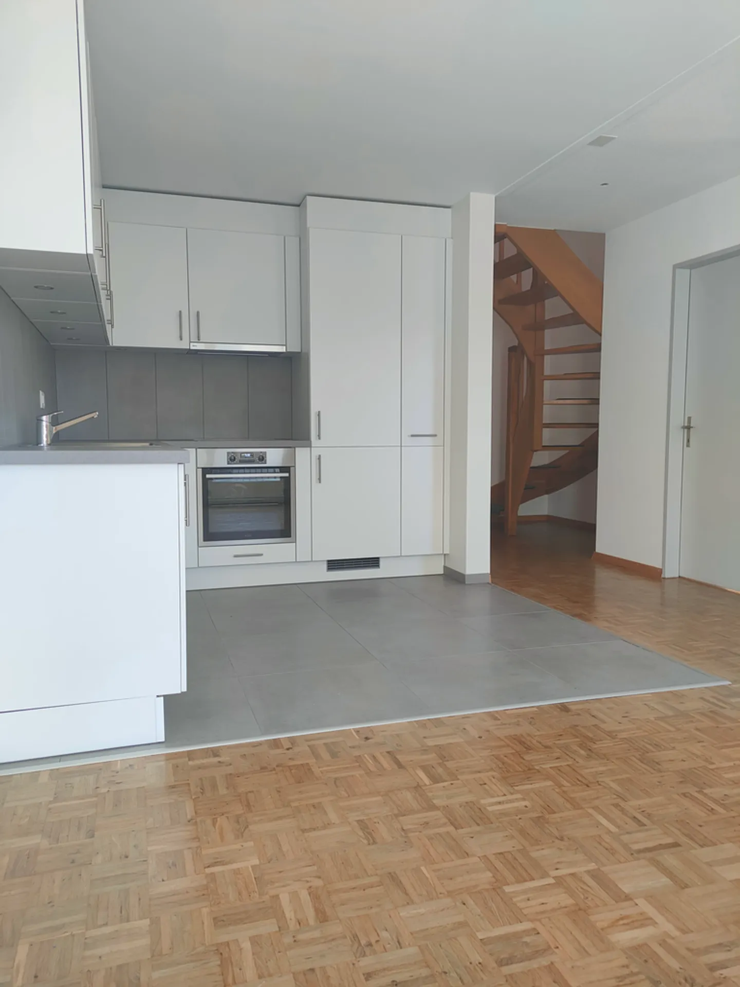 Appartement Duplex Rénové - Photo 2 sur 11