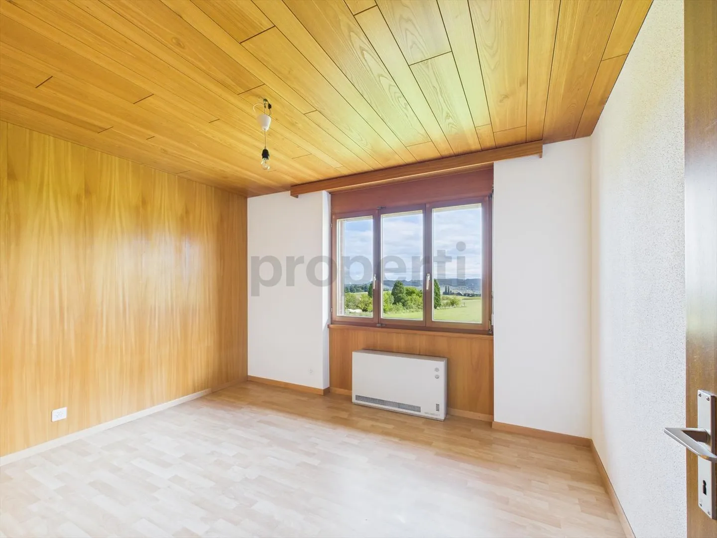 Attraktive 5-Zimmer-Wohnung mit wunderschöner Aussicht in Amlikon-Bissegg, Kanton TG - Foto 7 von 11
