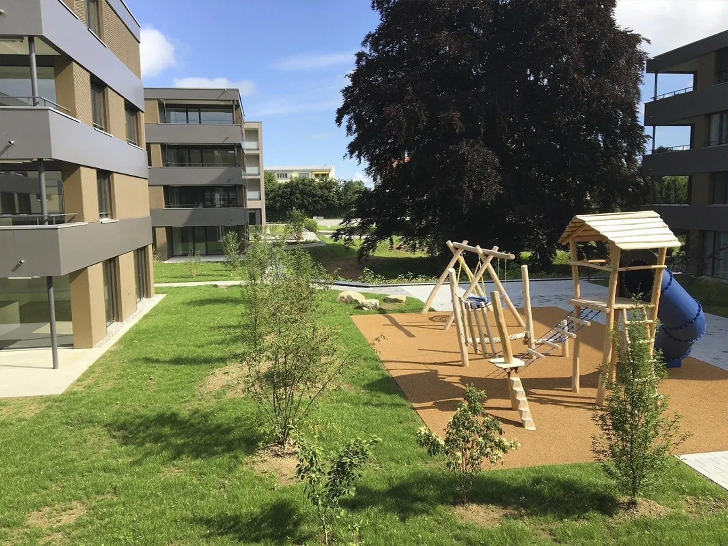 Appartement lumineux de 5½ pièces, situé au calme et ensoleillé - E101 - Photo 5 sur 14