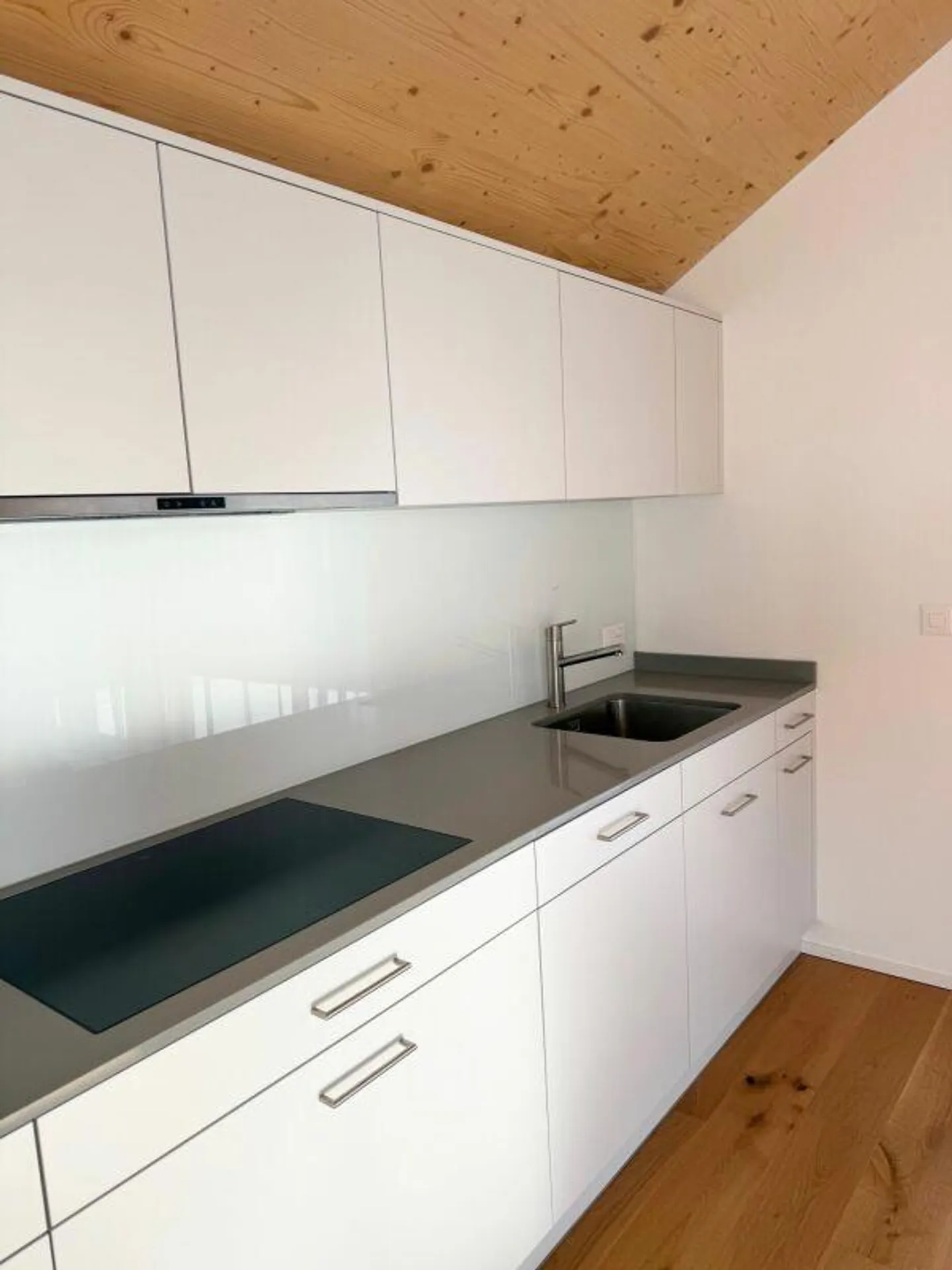 Charmante Dachwohnung am Walensee - Foto 3 von 11