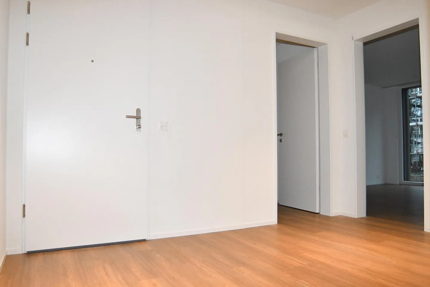 Appartement lumineux de 5½ pièces, situé au calme et ensoleillé - E101 - Photo 9 sur 14