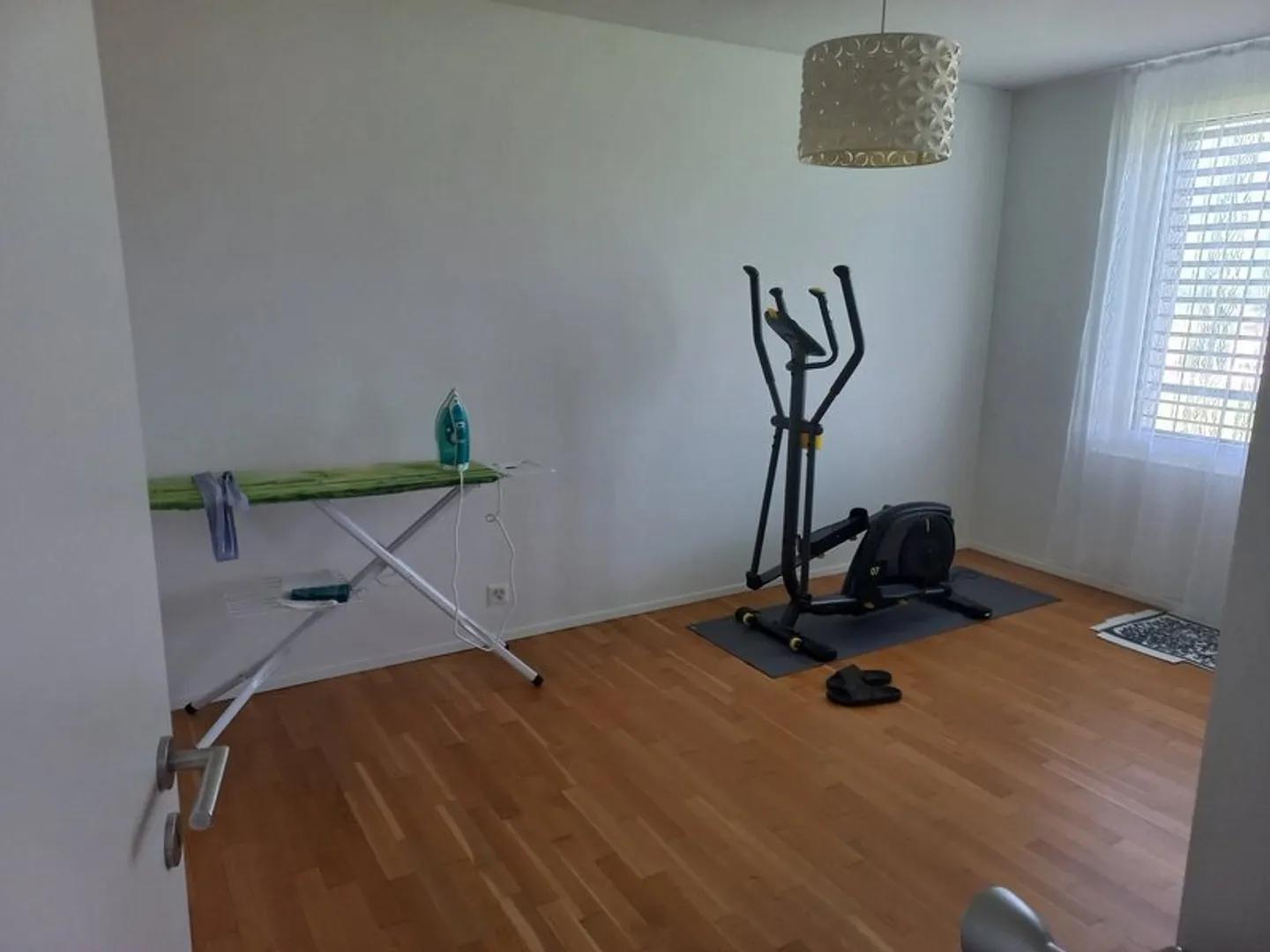APPARTEMENT 3½ PIÈCES À ALPNACHSTAD (OW), MEUBLÉ, TEMPORAIRE - Photo 6 sur 9