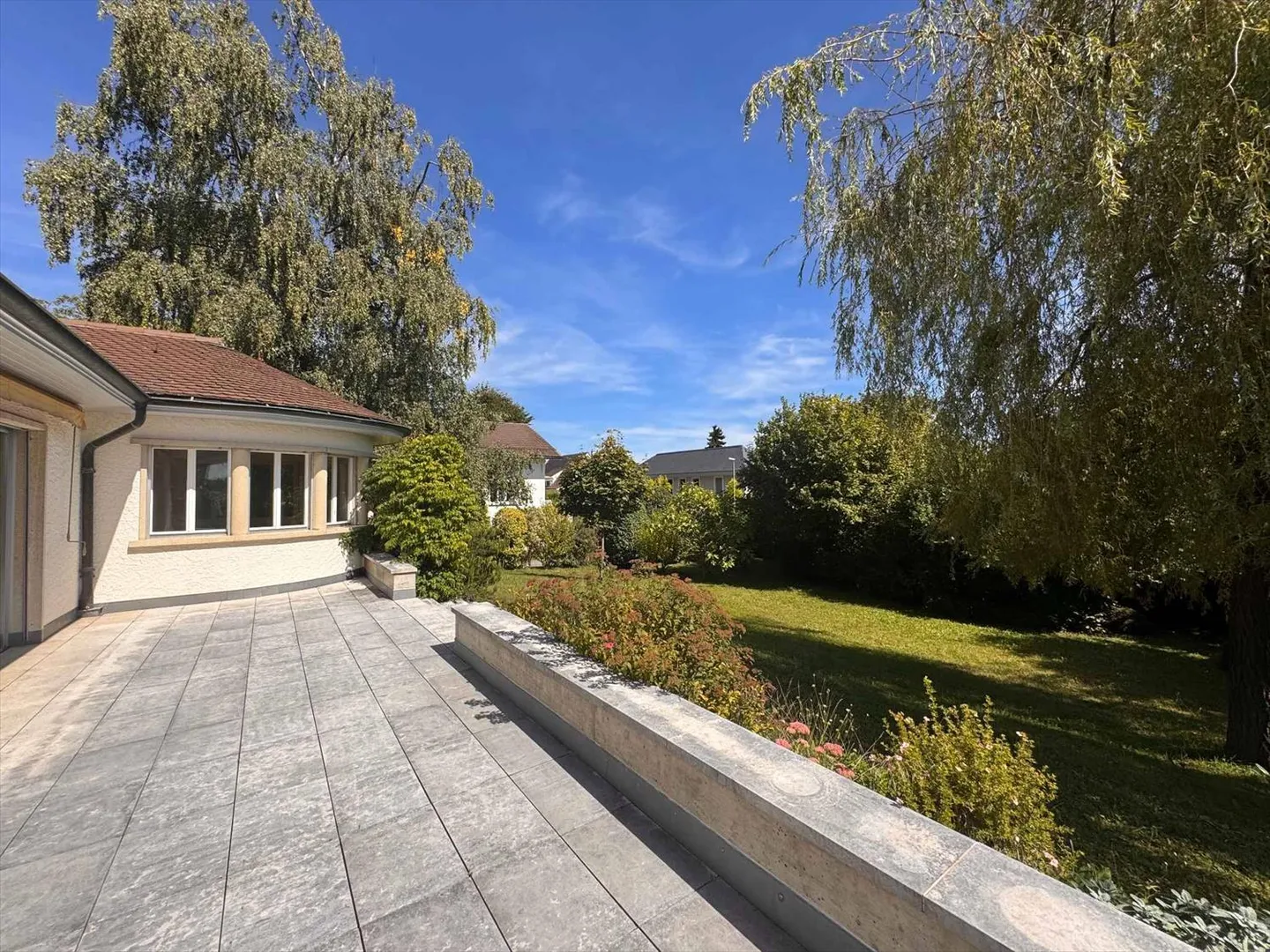 Charming villa with great construction potential - Photo 6 of 13
