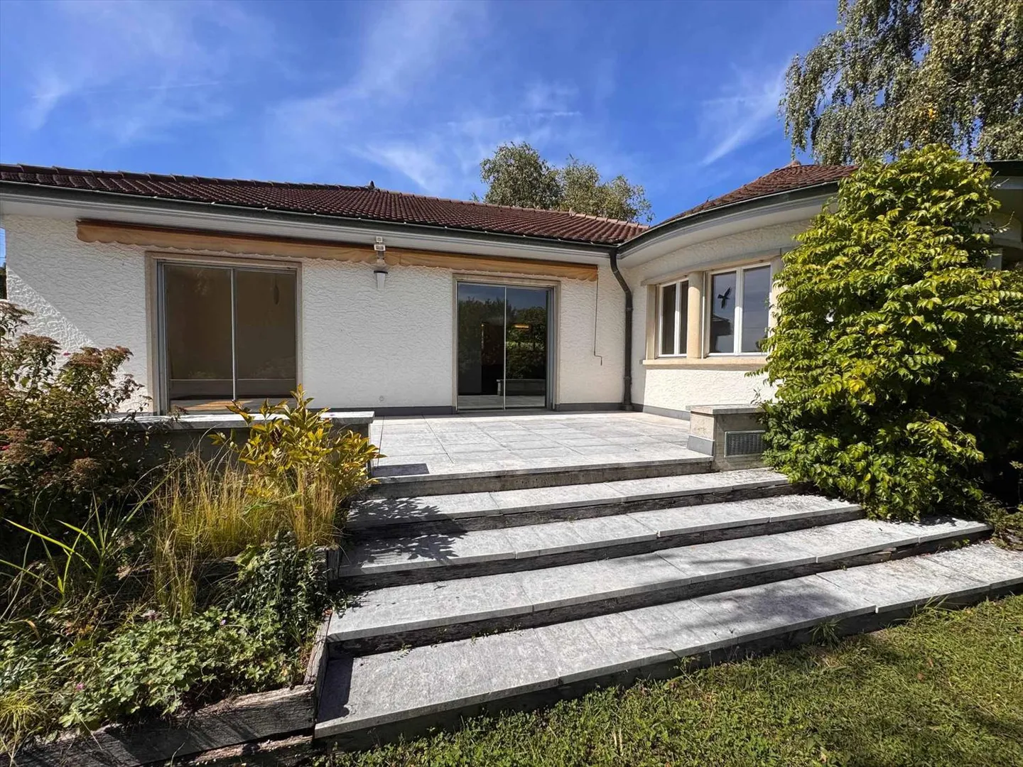 Charming villa with great construction potential - Photo 7 of 13