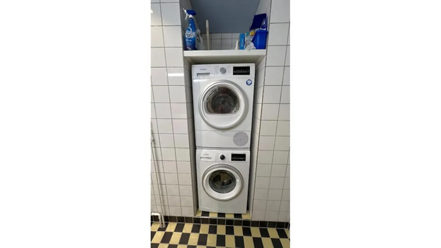 APPARTAMENTO 2½ STANZE A SCHLIEREN (ZH), ARREDATO, TEMPORANEO - Foto 9 di 10