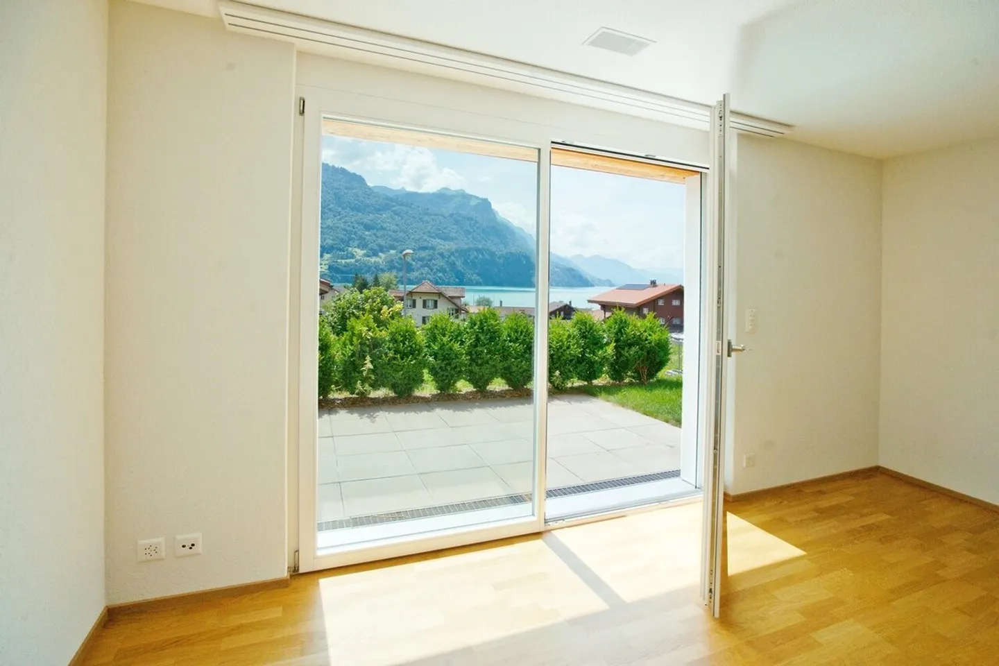 Charmante Wohnung in Brienz - Foto 3 von 5