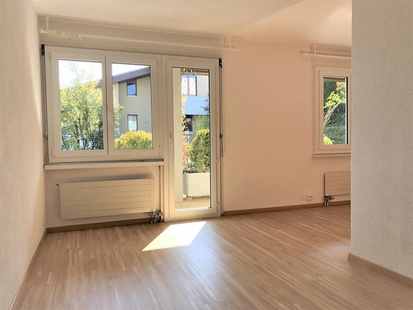 Appartamento con terrazza e vista libera - Foto 6 di 7